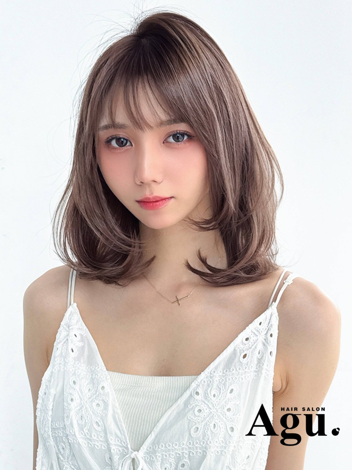 【こなれ感】透明感グレージュ×抜け感ミディアム